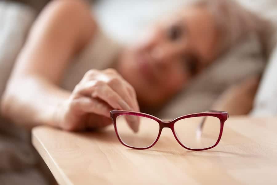 operation myopie astigmatisme prix dr camille rambaud ophtalmologiste specialiste chirurgie refractive cataracte paris