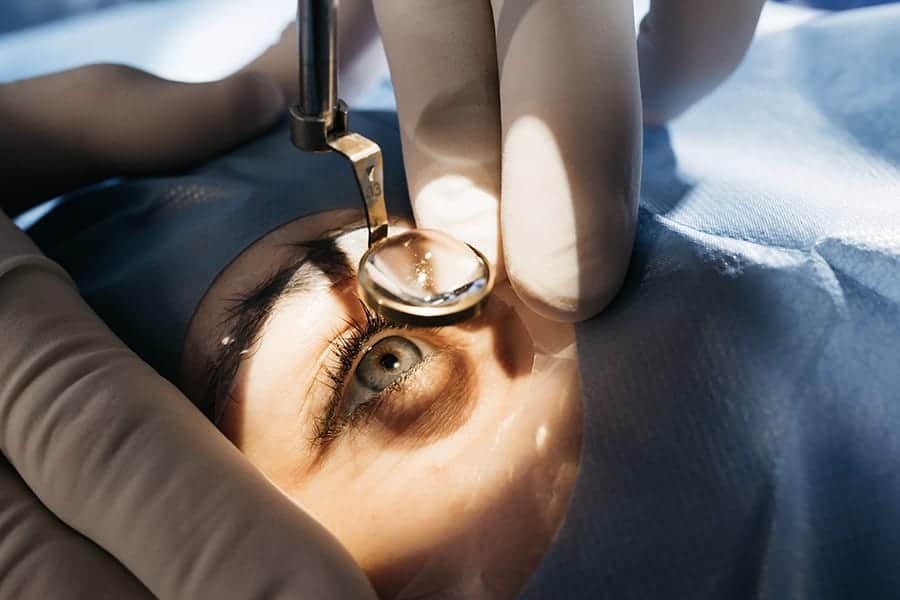 operation cataracte quelles suites post operatoires chirurgien ophtalmologue specialiste chirurgie refractive paris dr camille rambaud