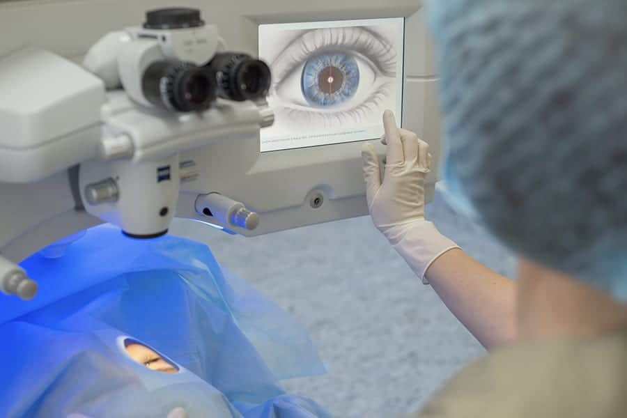 smile principes chirurgien ophtalmologue specialiste chirurgie refractive cataracte paris dr camille rambaud